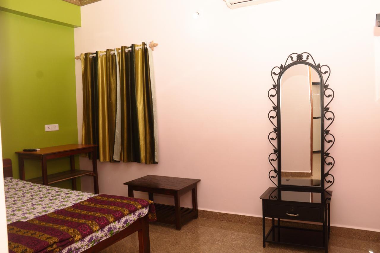 Sai Guru Guest House Andzsuna Kültér fotó