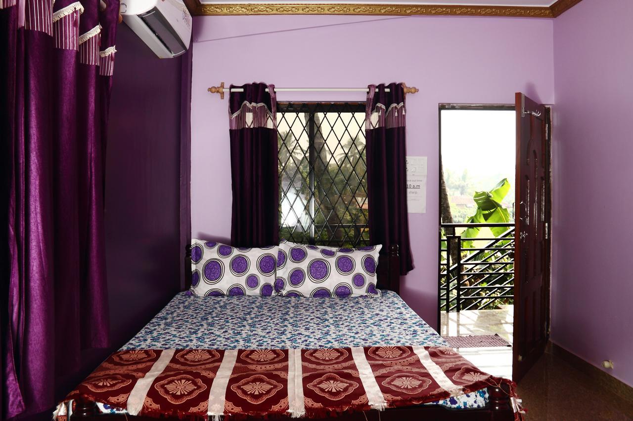Sai Guru Guest House Andzsuna Kültér fotó