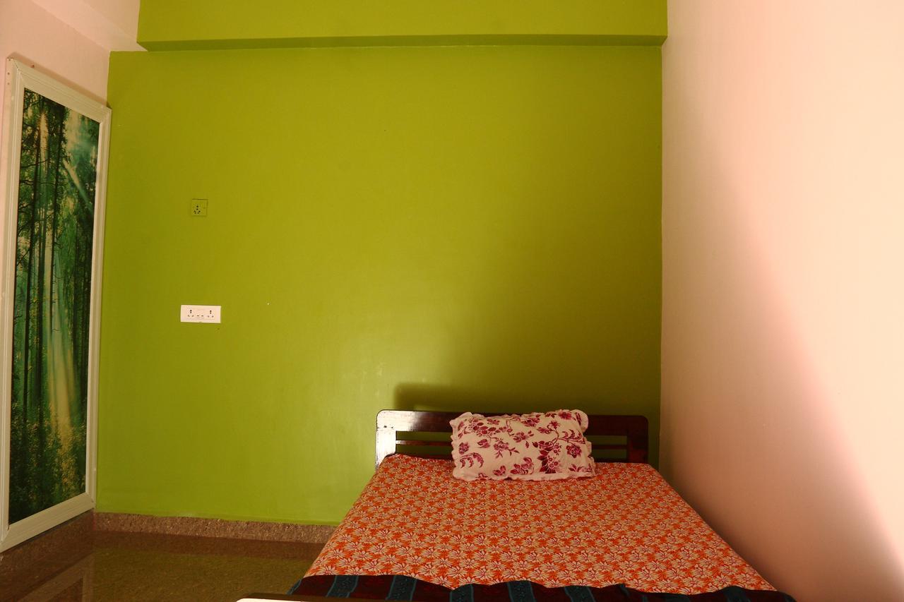 Sai Guru Guest House Andzsuna Kültér fotó