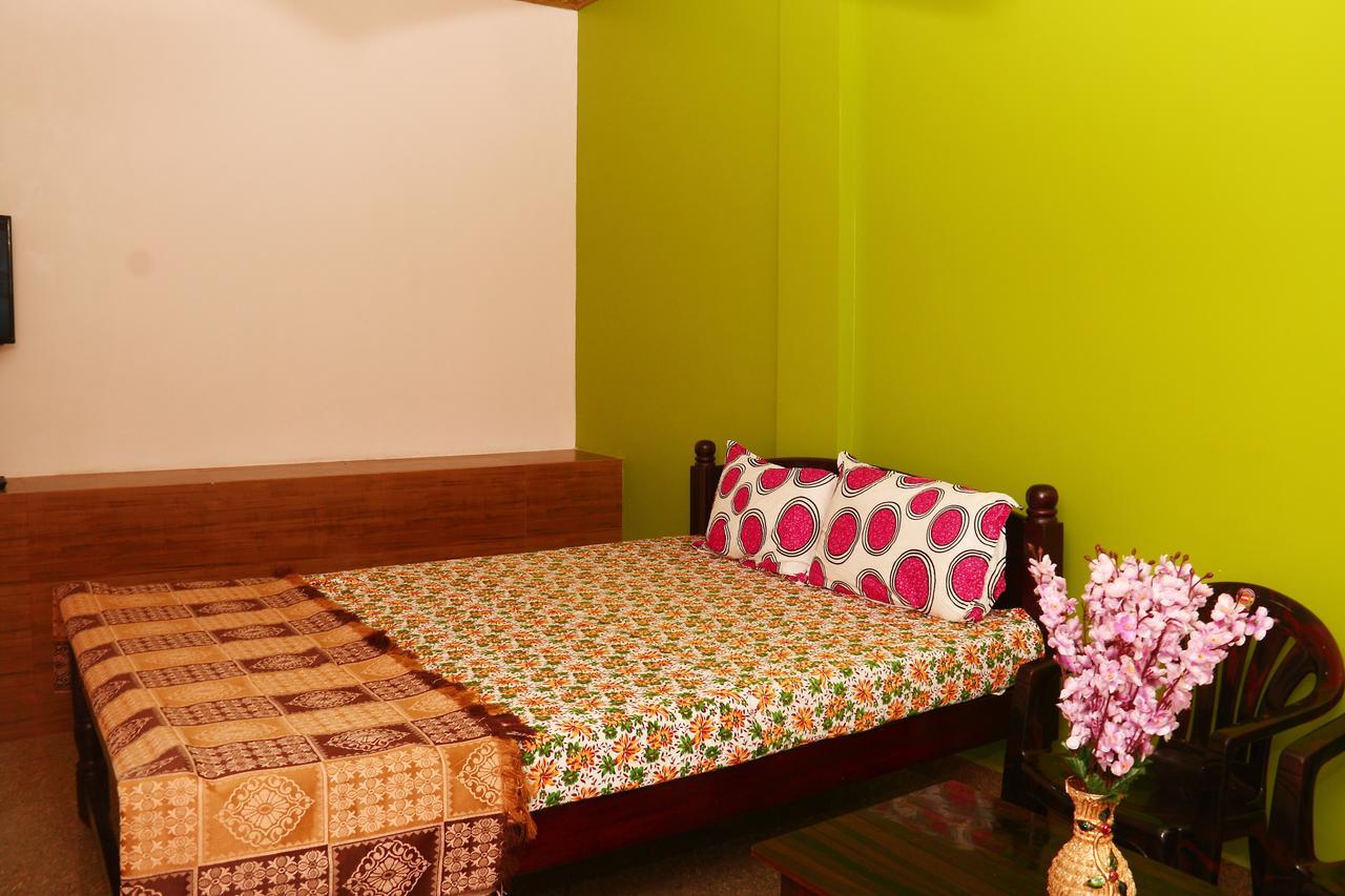 Sai Guru Guest House Andzsuna Kültér fotó